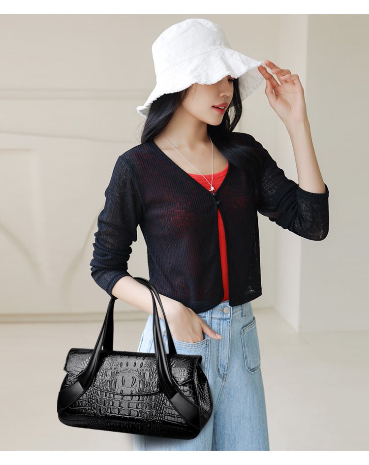Shoulder Crossbody Handbag2025Summer Women's Bag Magnetic Buckle Zipper Three-in-One Bag Stitched PU Average Size