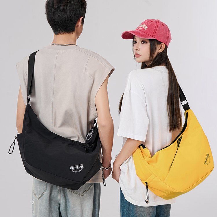 Single Shoulder Crossbody Bag for Women Nylon Zipper2025One-size-fits-all for summer