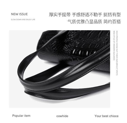 Shoulder Crossbody Handbag2025Summer Women's Bag Magnetic Buckle Zipper Three-in-One Bag Stitched PU Average Size