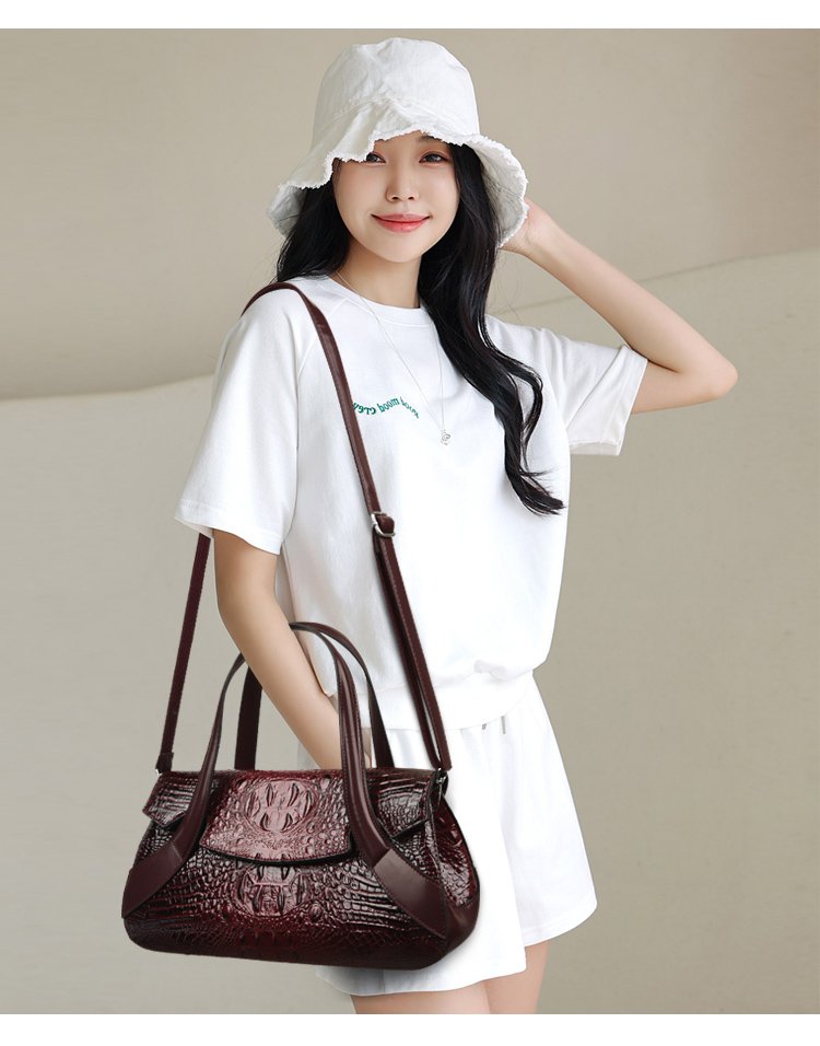 Shoulder Crossbody Handbag2025Summer Women's Bag Magnetic Buckle Zipper Three-in-One Bag Stitched PU Average Size