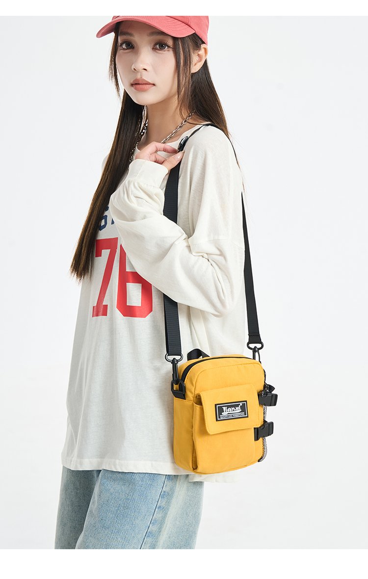 Zipper Shoulder Bag2025Summer one-size-fits-all nylon women's bag